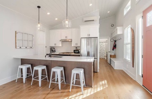 Wilmington Historic District House | Dacha Retreat, RV Accessories and Pups Welcome