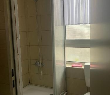 Krefeld Apartment | Dachgeschoss Hof