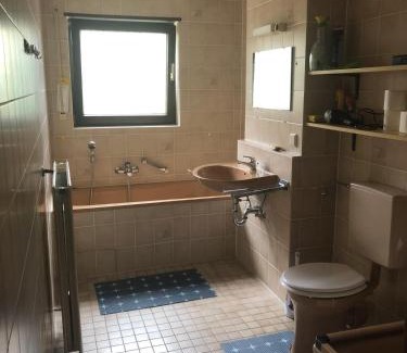 Emmertsgrund House | Dachgeschoss in einem Reihenhaus (mit gemeinschaftlichen Räumen)