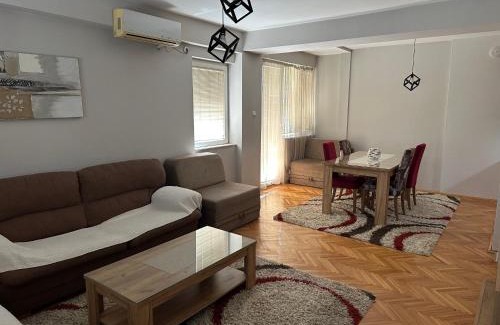 Kumanovo Apartment | Dada Lux