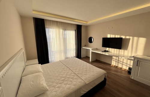 Ezine Hotel | DADA OTEL