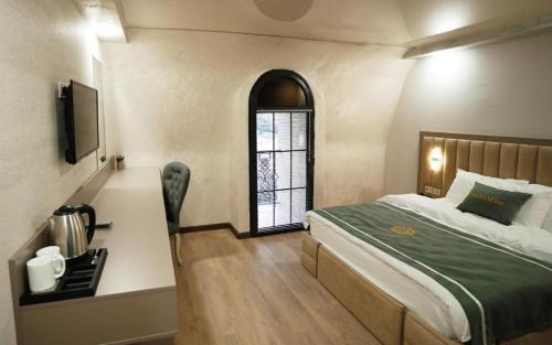 Zugdidi Hotel | DADIANI Inn
