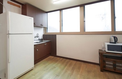 Ansan House | Daebudo Badatga Urijip Pension