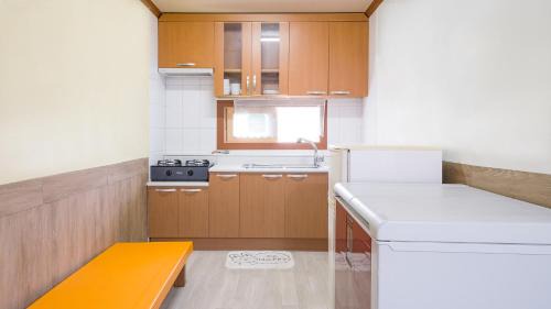 Ansan House | Daebudo Banditbul Pension