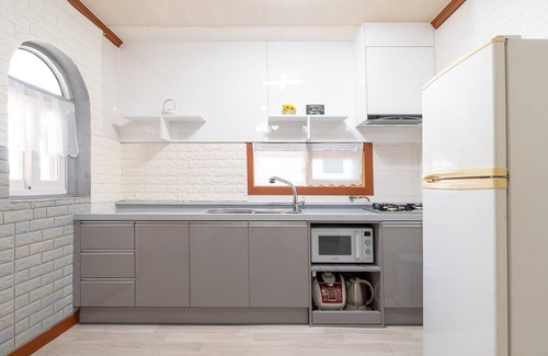 Ansan House | Daebudo Banditbul Pension