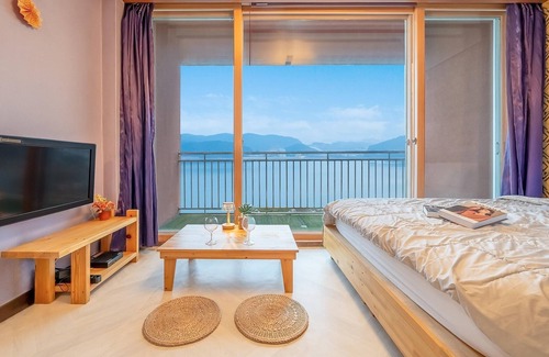 Ansan House | Daebudo Green Beach Pension