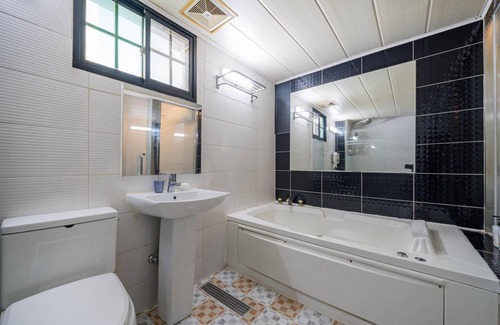 Sinamdong Hotel | Daegu Dongdaegu Love Way