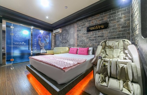 Sincheondong Hotel | Daegu Dongdaegu Station Hotel Wink