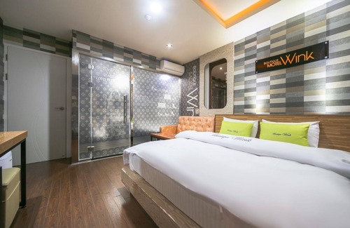 Sincheondong Hotel | Daegu Dongdaegu Station Hotel Wink