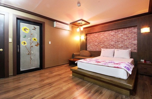 Sincheondong Hotel | Daegu Dongdaegu Station Ocean