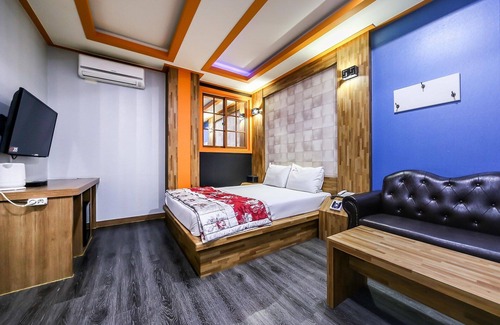 Sang-dong Hotel | Daegu Suseonggu J
