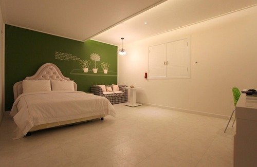 Bongmyeong-dong Hotel | Daejeon Cherry