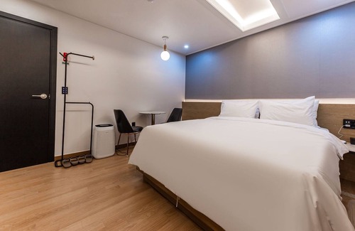 Jung-gu Hotel | Daejeon Munchang Hotel The Leeds