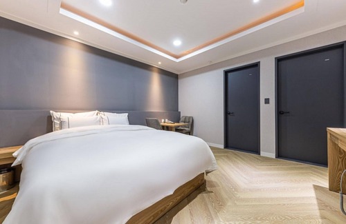 Bongmyeong-dong Hotel | Daejeon Primo Hotel