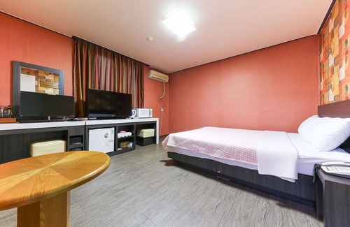 Dong-gu Hotel | Daejeon Yongjeon Choice