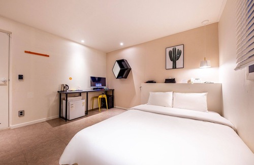 Dong-gu Hotel | Daejeon Yongjeon Hotel BEN