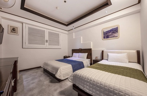 Dong-gu Hotel | Daejeon Yongjeon Q