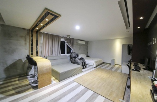 Bongmyeong-dong Hotel | Daejeon Yuseong 2X