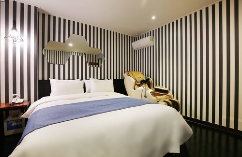 Bongmyeong-dong Hotel | Daejeon Yuseong One