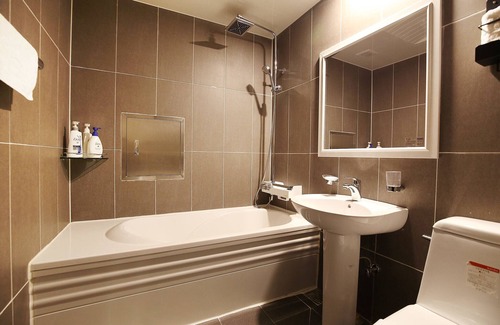 Bongmyeong-dong Hotel | Daejeon Yuseong One