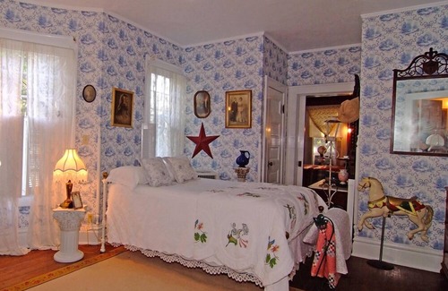 Monticello Bed & Breakfast | Daffodale House B&B