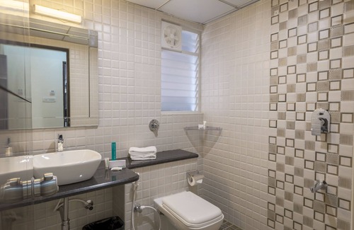 HBR Layout Hotel | Daffodil Delight