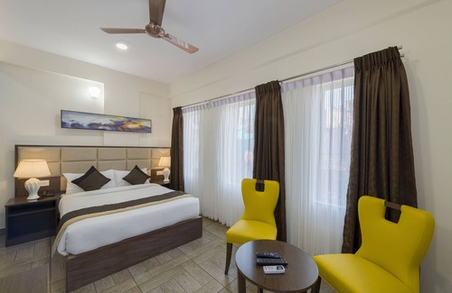 HBR Layout Hotel | Daffodil Delight