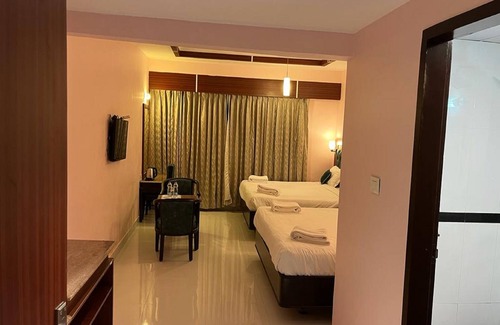 Velankanni Hotel | Daffodil Inn