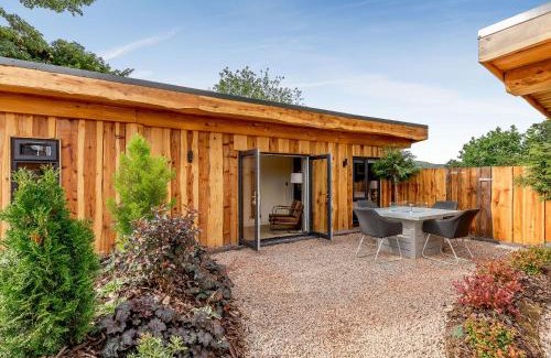 Llangadfan House | Daffodil - Uk40266