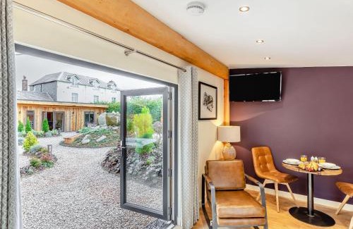 Llangadfan House | Daffodil - Uk40266