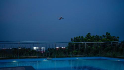 Nedumbassery Apartment | Daffodils Luxury Airport Suites