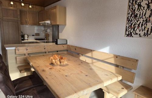 Champoussin Apartment | Dahlia 9