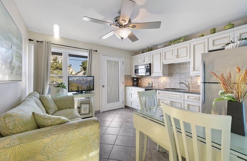 Beach Haven Condo | Daily rentals AND only 140' to the beach