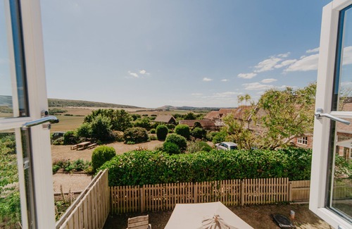 Yarmouth House | Dairymans Cottage @ Tapnell Farm