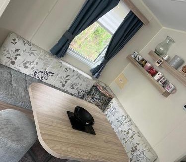 Hawick Resort | Daisy-Jacks Hideaway