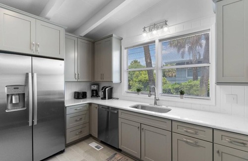 Pawleys Island House | Dale's Coastal Retreat Pet Friendly w/Ocean Views