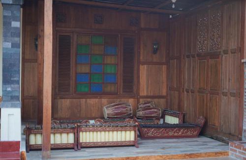 Mlati Villa | Dalem Jongke by Ubu Villa - 9 Bedrooms Villa in Yogyakarta