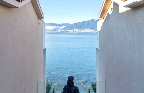 Dali Villa | Dali Shijiushan Cliff Seavilla