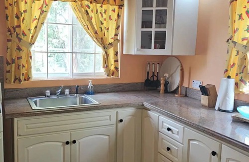 Porus Cottage | Dalkeith Cottage-Jasmin