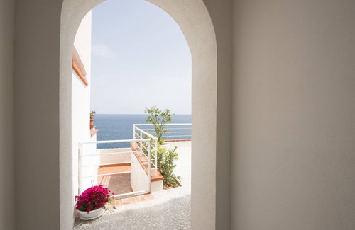 Capo Zafferano Apartment | Dalmar 1st floor SPA & Pool access