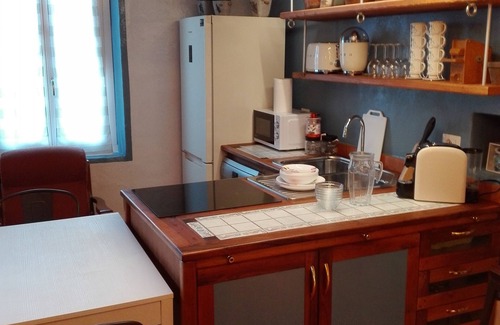 Sulzano Apartment | Dama Apartment - The Captain's House