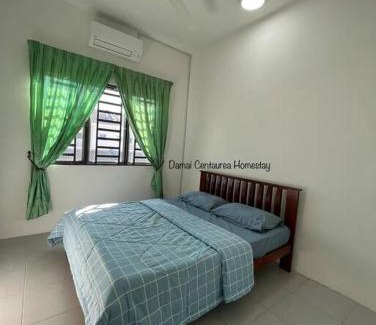 Perak Tengah District House | Damai Centaurea Homestay Seri Iskandar Perak
