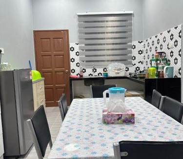 Kampung Sungai Rusa House | Damai SiRusa Homestay