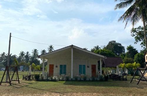 Cherating Ski Chalet | DamaiiKu