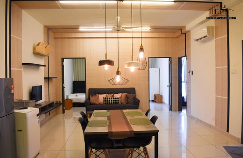 Subang Jaya Apartment | Damen Homestay
