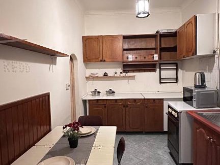Erzsebetvaros House | Damjanich Apartment