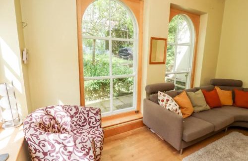 Whitby House | Damson Cottage