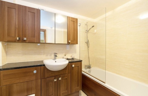 Coleford Cottage | DANBY LODGE, pet friendly, with hot tub in Coleford
