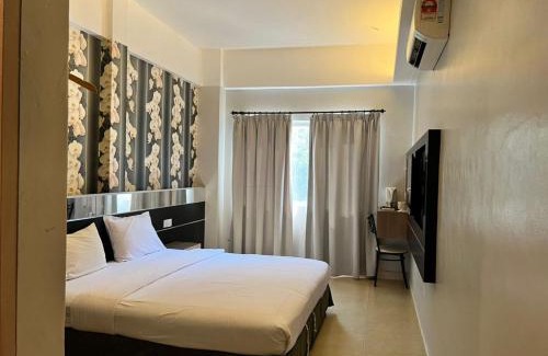 Lumut Hotel | Dancenter Near Shell Jalan Iskandar Shah, Orchard
