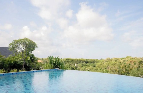 Kampial Villa | Dancing Chanakya Villa - 2 bedrooms 9nn